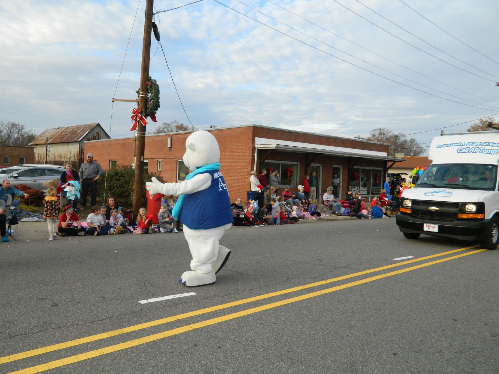 Mooresville Christmas Parade (386).JPG